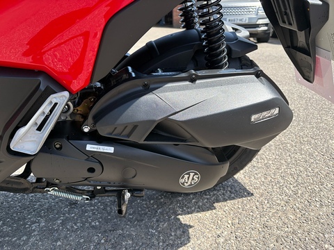125 Scooter Petrol CVT Euro 5 (9 ps)