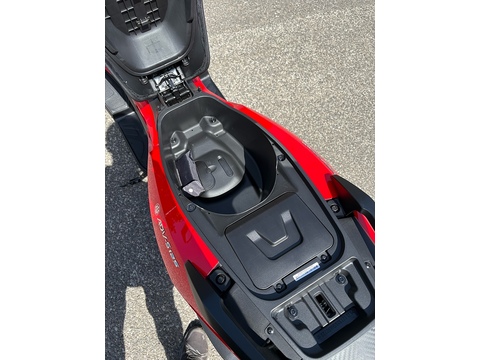 125 Scooter Petrol CVT Euro 5 (9 ps)