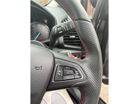 T EcoBoost ST-Line Design SUV 1.0 Manual Petrol