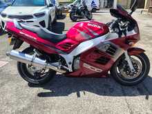 Suzuki RF900  