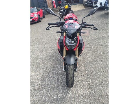 1000 Sport Naked Petrol Manual Euro 5 (164 ps)