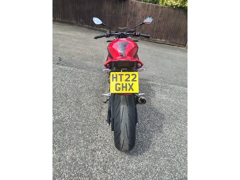 1000 Sport Naked Petrol Manual Euro 5 (164 ps)