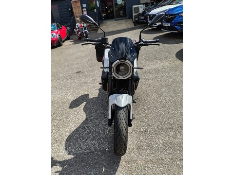 STR  650 Petrol