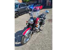 Royal Enfield Classic 350  