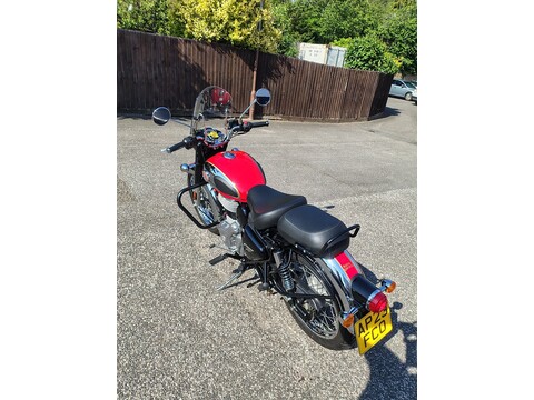 Roadster/Retro 0.0 Manual Petrol