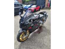 Aprilia RSV 1000  