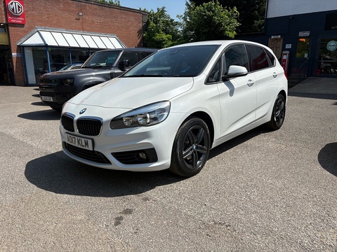 218i Sport 2.0 4dr MPV Automatic Petrol