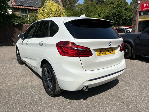 218i Sport 2.0 4dr MPV Automatic Petrol