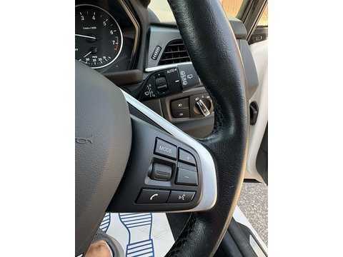 218i Sport 2.0 4dr MPV Automatic Petrol