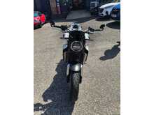 Honda CB1000R  