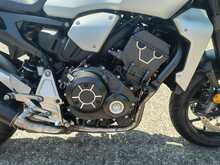 Honda CB1000R  