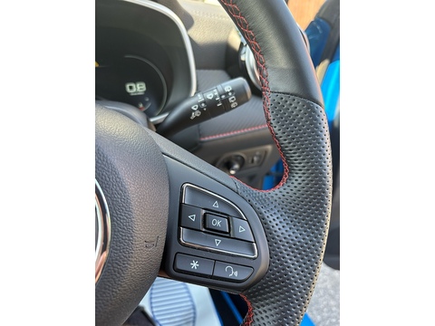 VTi-TECH Exclusive SUV 1.5 Manual Petrol