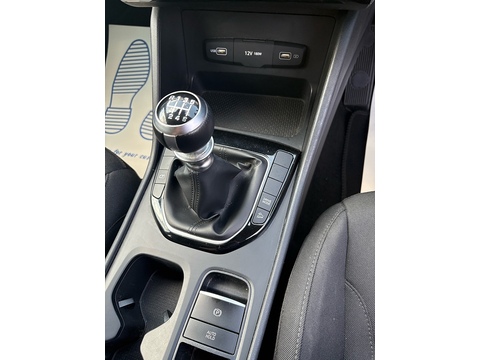 1.6 T-GDi SE Connect SUV 5dr Petrol Manual Euro 6 (s/s) (150 ps)