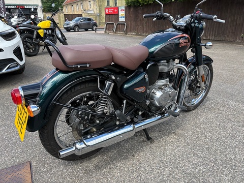 350 Roadster/Retro Petrol Manual Euro 5 (20 ps)