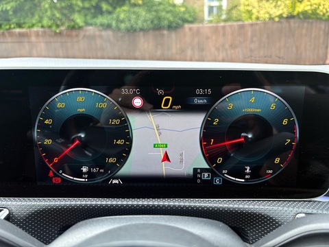 1.3 A200 AMG Line (Premium Plus) Hatchback 5dr Petrol 7G-DCT Euro 6 (s/s) (163 ps)