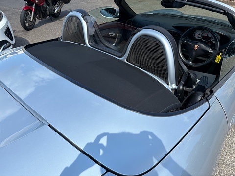 986 S Convertible 3.2 Automatic Petrol