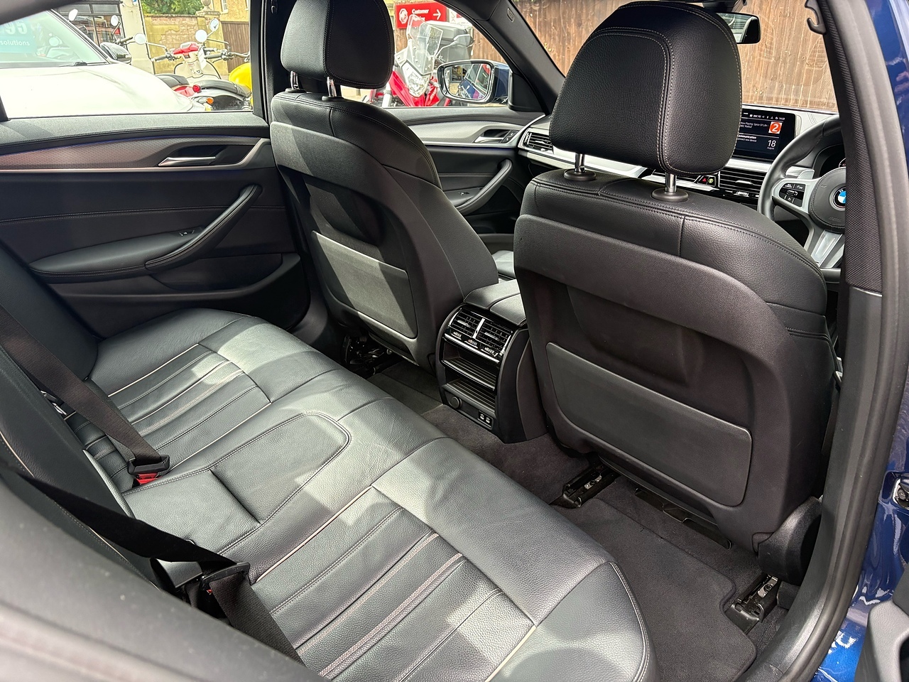 2020 BMW 5 SERIES