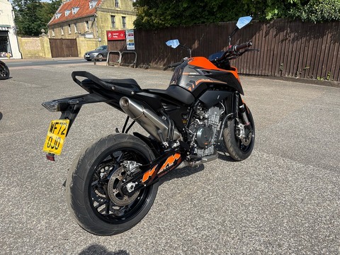  Naked 0.0 Manual Petrol