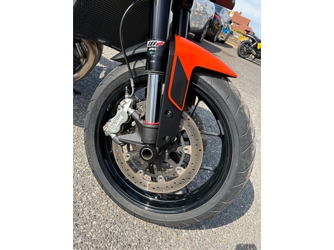  Naked 0.0 Manual Petrol