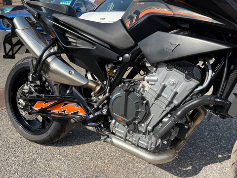  Naked 0.0 Manual Petrol
