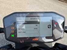KTM 890 Duke  