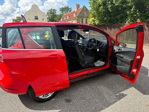 1.6 Zetec Navigator MPV 5dr Petrol Powershift Euro 6 (105 ps)