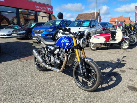 400 Modern Classics Petrol Manual X-ring Euro 5 (40 ps)