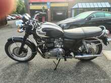 Triumph Bonneville T100 865 