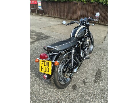 865 Roadster/Retro Petrol Manual