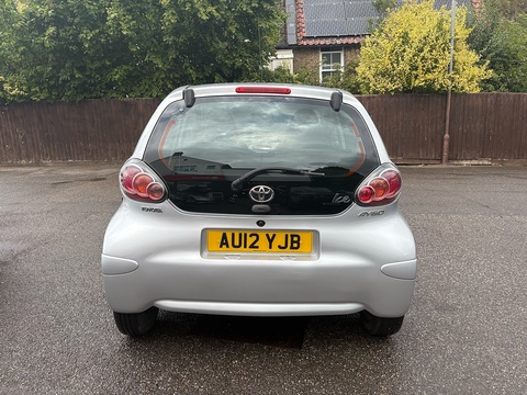 1.0 VVT-i Ice Hatchback 5dr Petrol Manual Euro 5 (67 ps)