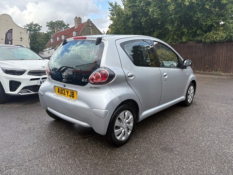 1.0 VVT-i Ice Hatchback 5dr Petrol Manual Euro 5 (67 ps)
