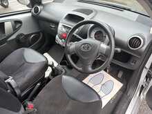 Toyota AYGO VVT-i Ice 