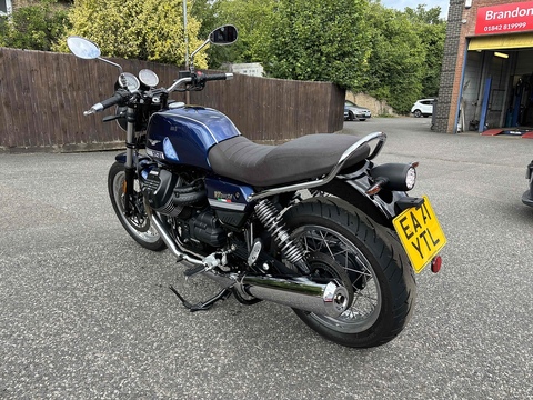 IV Special Roadster/Retro 0.0 Manual Petrol