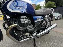 Moto Guzzi V7 IV Special 