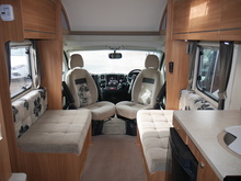 Swift Escape 2014 662 - Thumb 61