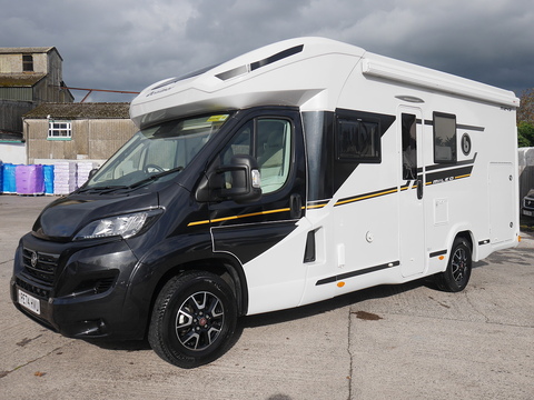 M243 Motorhome 2.2 Manual Diesel