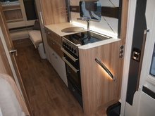 Swift Kon-Tiki 2019 649 High-Line - Thumb 44