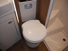 Swift Kon-Tiki 2019 649 High-Line - Thumb 72