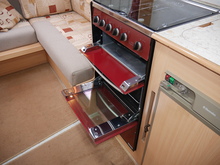 Compass Avantgarde 2003 200 - Thumb 26