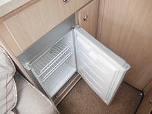 Auto-Sleeper Topaz 2017 Campervan - Thumb 37