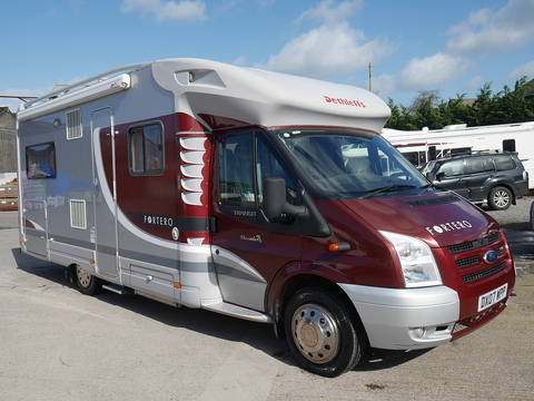 H6945 2400 Motorhome Manual Diesel