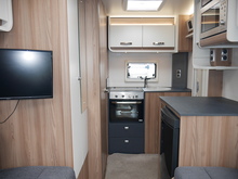 Swift Escape 2021 612 - Thumb 25