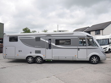 Burstner Elegance 2016 i810 - Thumb 2