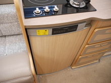 IH Motorhomes N680 2021 CRL - Thumb 35