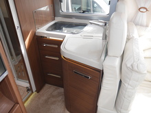 Niesmann + Bischoff Arto 2014 83F - Thumb 44
