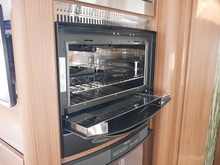 Niesmann + Bischoff Arto 2014 83F - Thumb 50
