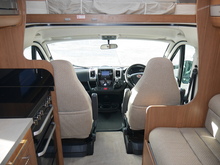 Auto-Trail Frontier 2015 Arapaho - Thumb 17