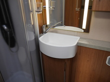Auto-Trail Frontier 2015 Arapaho - Thumb 68