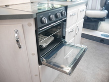 Auto-Sleeper Kingham 2023 - Thumb 38