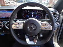 Mercedes-Benz CLA CLA220 AMG Line 